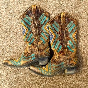 Brown southwest style corral boots 8.5